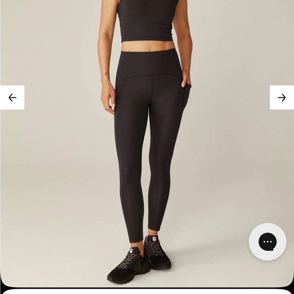 Beyond Yoga POWERBEYOND™ Strive Pocket Midi Legging - M MEDIUM Black NWT